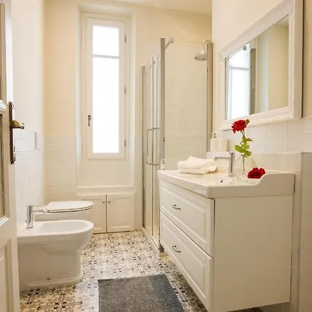 Rachel Apartment