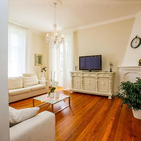 Apartamento Rachel Trilo *