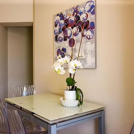 Rachel Trilo Apartment Intra